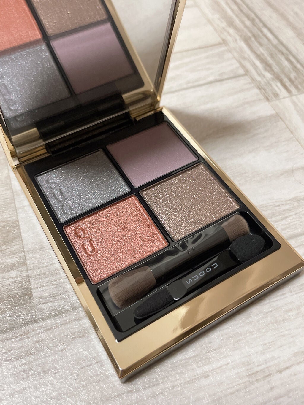 シグニチャー カラー アイズ/SUQQU/アイシャドウパレットを使ったクチコミ(5枚目)