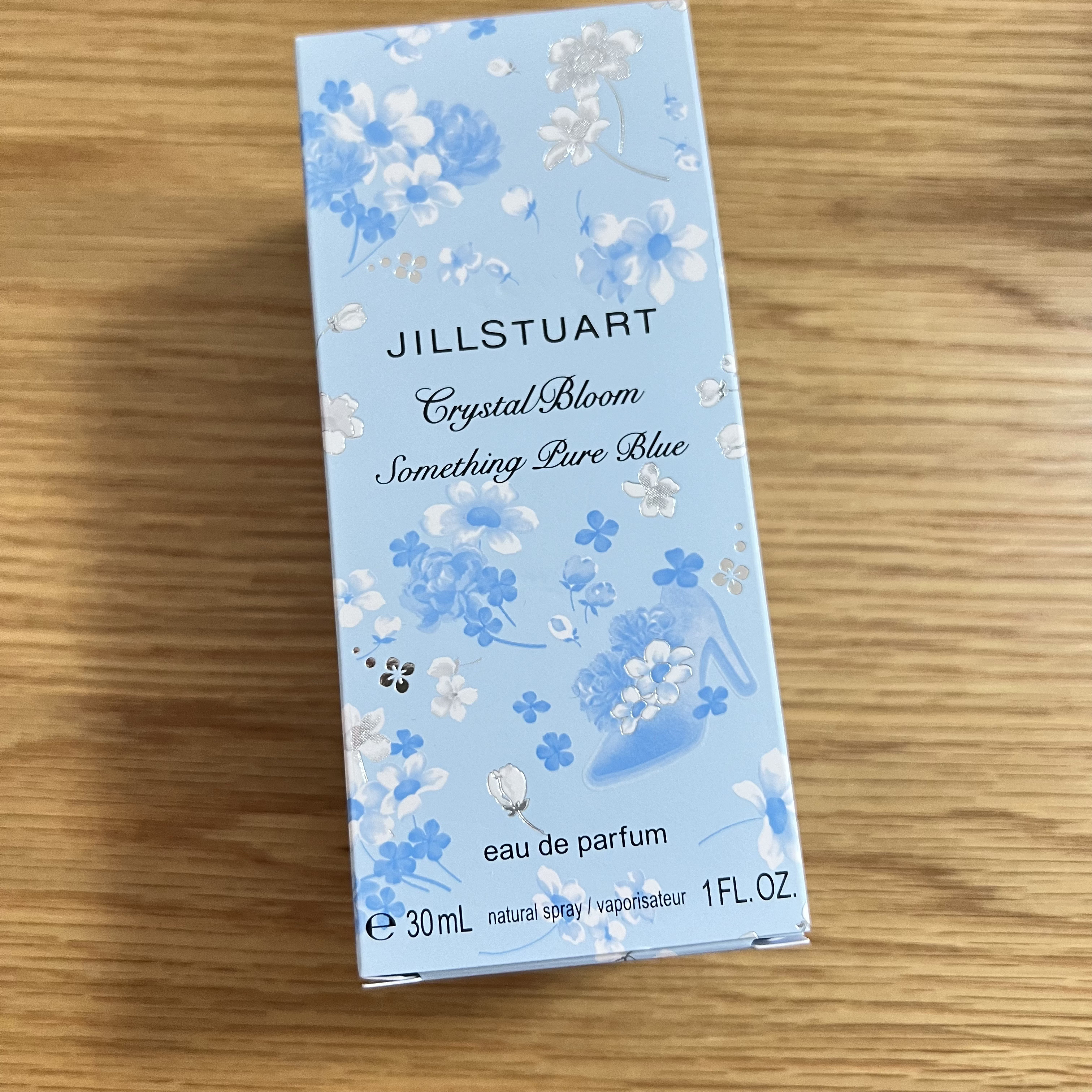 クリスタルブルーム　サムシングピュアブルー セント　オードパルファン/JILL STUART/香水(レディース)を使ったクチコミ（3枚目）