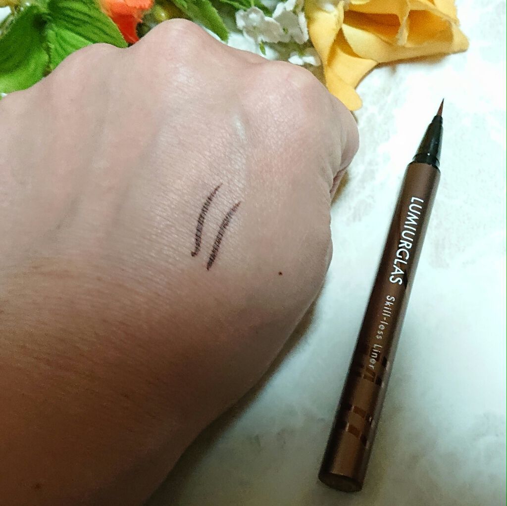 スキルレスライナー/LUMIURGLAS/リキッドアイライナーを使ったクチコミ(4枚目)