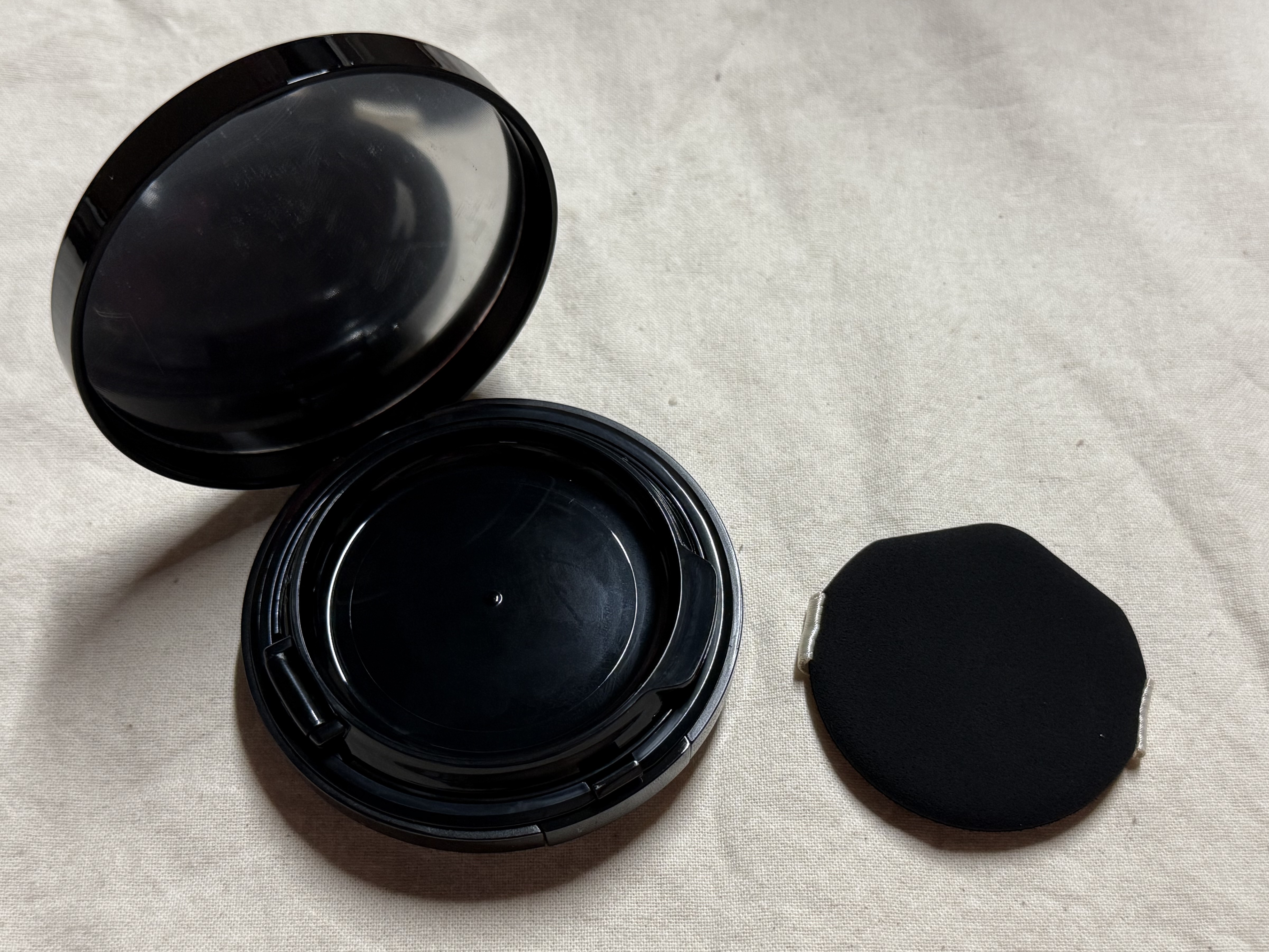 ドラマティックエッセンスクッション グロウ/マキアージュ/クッションファンデーションを使ったクチコミ（2枚目）