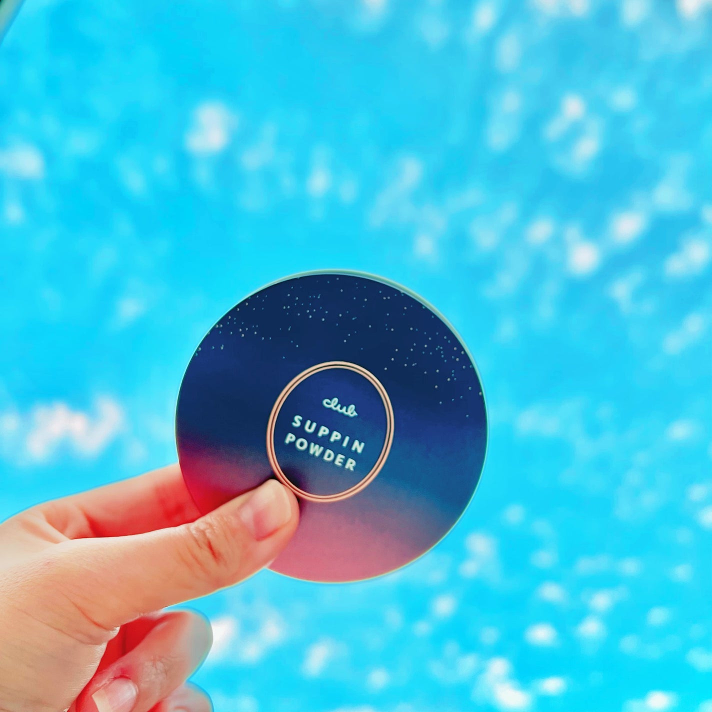 すっぴんパウダーC スリーピームーンの香り/クラブ/プレストパウダーを使ったクチコミ(1枚目)