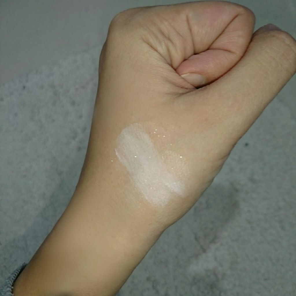 UVクリアフェイスパウダー/CEZANNE/プレストパウダーを使ったクチコミ(3枚目)