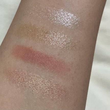 リュクス アイシャドウ クォード グロウ ウィズ ラブ コレクション/BOBBI BROWN/アイシャドウパレットを使ったクチコミ(4枚目)