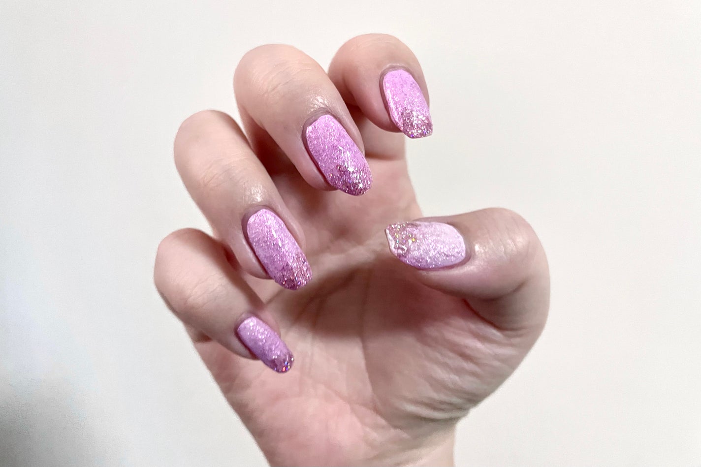 CanterburyChorale on LIPS 「【悲報】髪の毛現在ピンク色に染めたてなのですが、髪の毛洗ったら..」(2枚目)