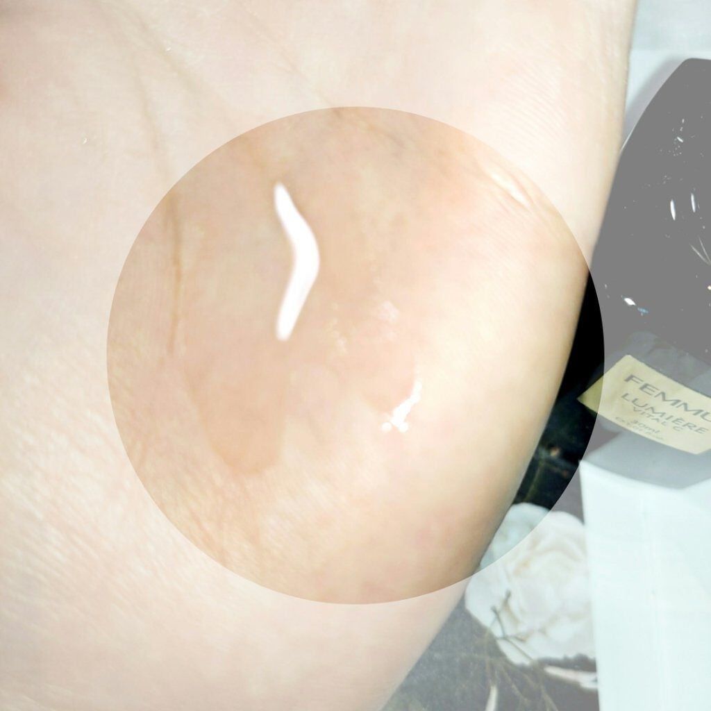 ルミエール ヴァイタルC/FEMMUE/ブースター・導入液を使ったクチコミ(2枚目)