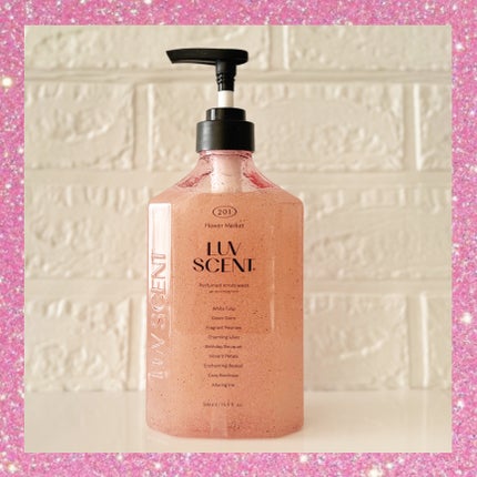 スクラブボディウォッシュ フラワーマーケット ホワイトチューリップ/LUV SCENT/ボディスクラブを使ったクチコミ(7枚目)