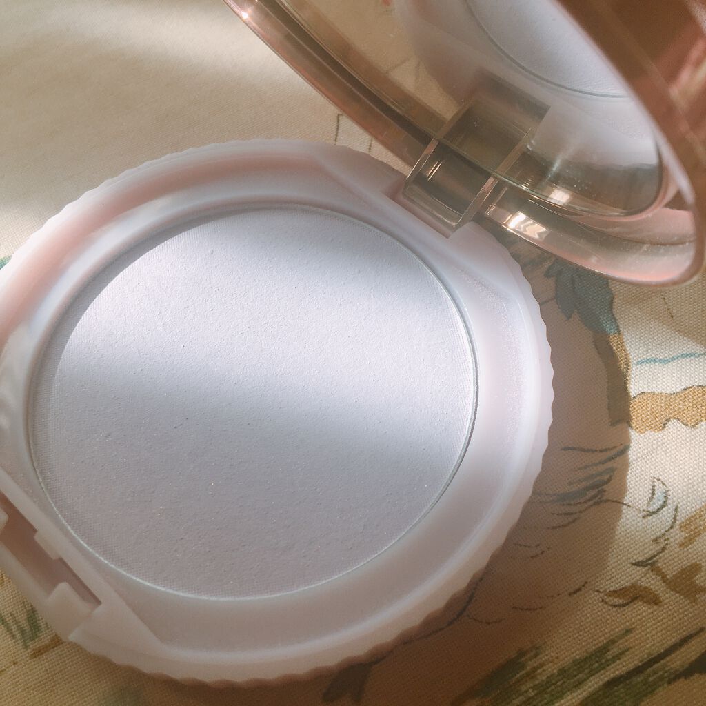 トランスペアレントフィニッシュパウダー PL パールラベンダー/キャンメイク/プレストパウダーを使ったクチコミ（2枚目）