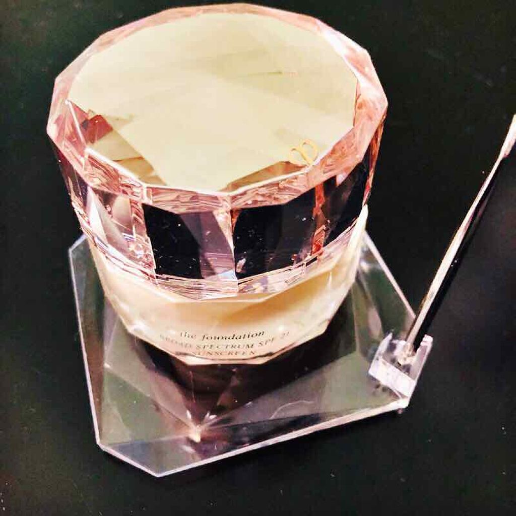 ル・フォンドゥタン/クレ・ド・ポー ボーテ/クリーム・エマルジョンファンデーションを使ったクチコミ（1枚目）