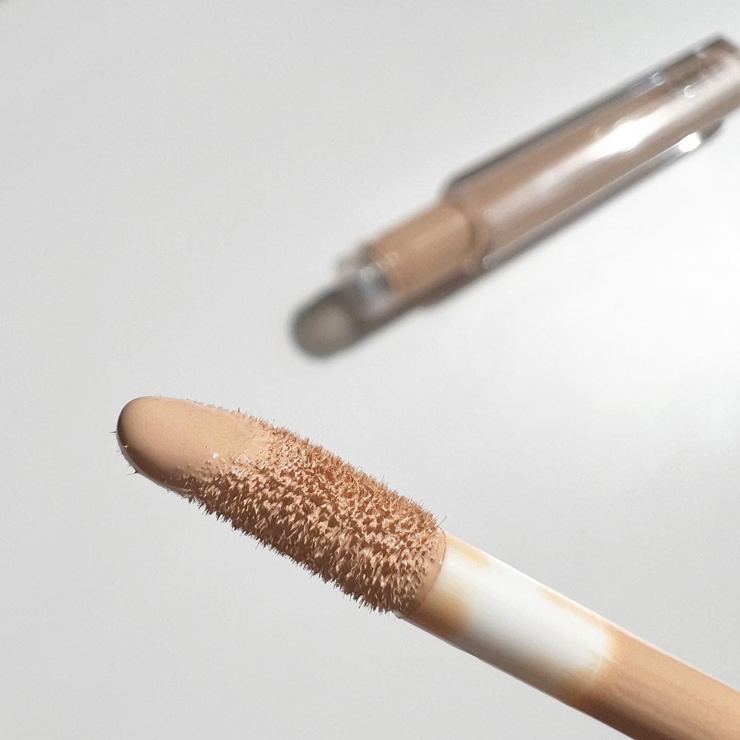 ロングラスティングチップコンシーラーフィックシングフィット/LUNA/リキッドコンシーラーを使ったクチコミ（2枚目）