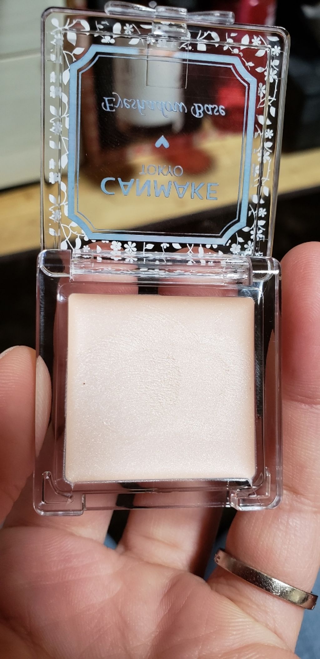 アイシャドウベース/キャンメイク/アイシャドウベースを使ったクチコミ(1枚目)