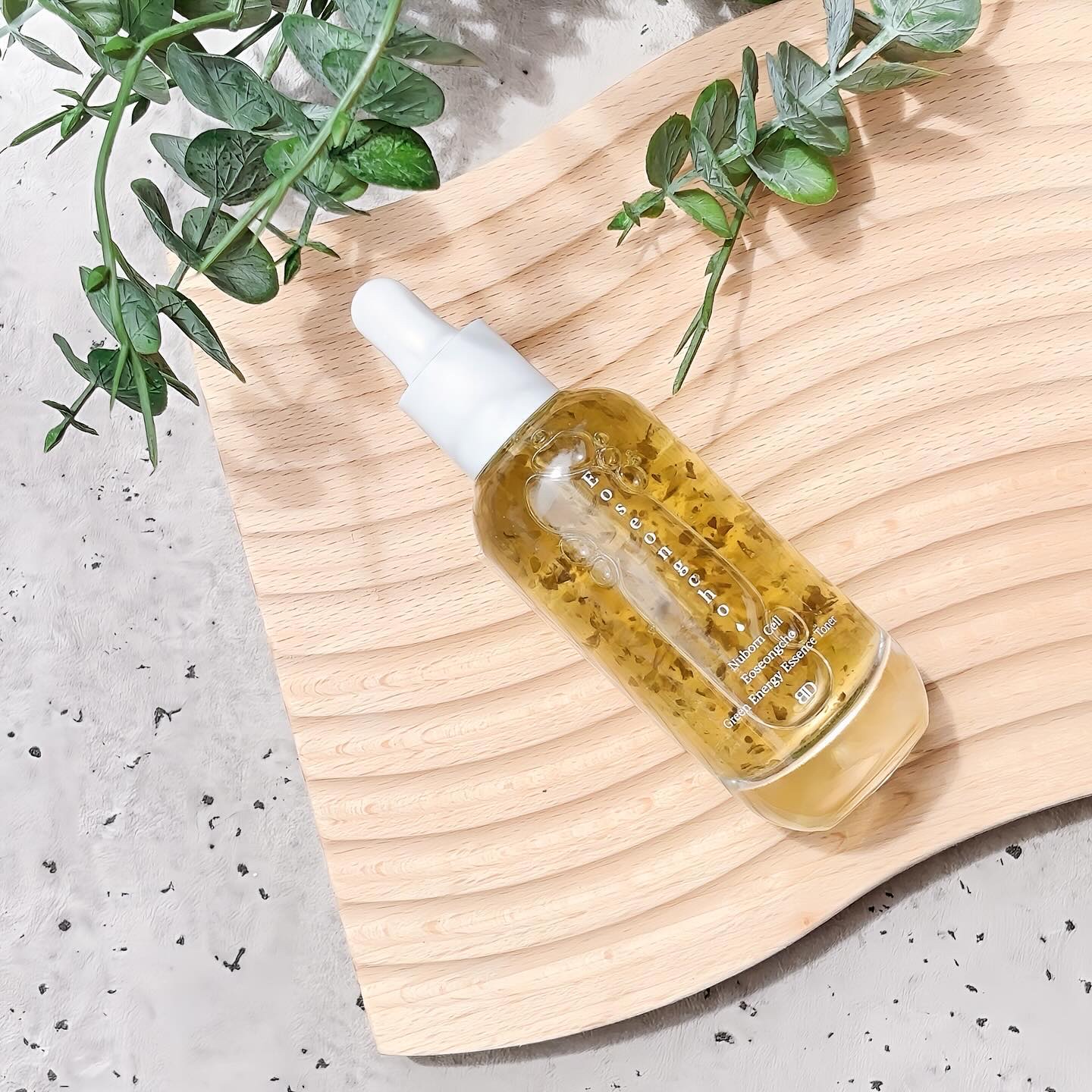 [ブランドゥブ] ヌボンセル ドクダミグリーンエナジーエッセンストナー/BLANC DUBU/化粧水を使ったクチコミ（2枚目）