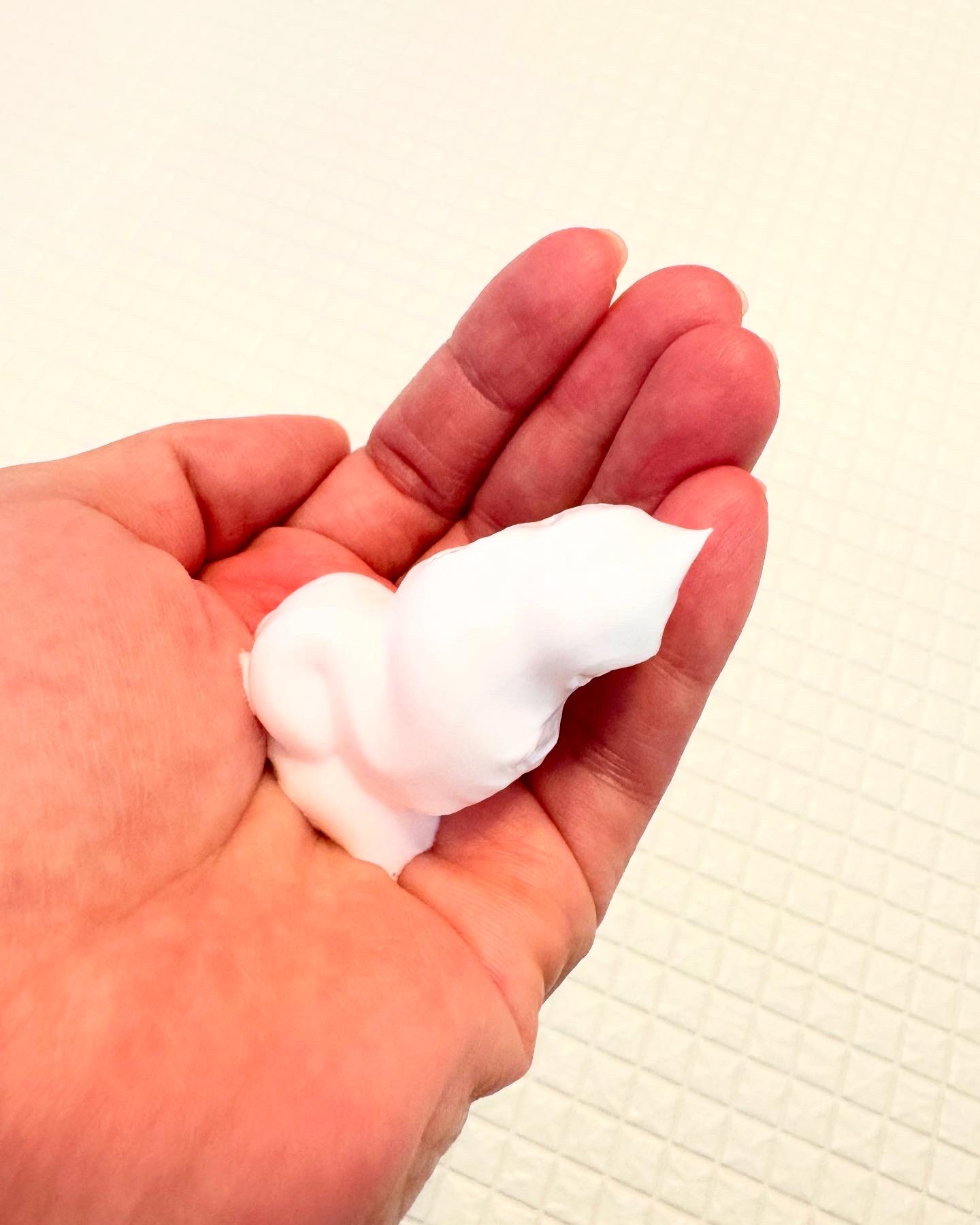 生VCホワイトクリアフォーム/Yunth/泡洗顔を使ったクチコミ（2枚目）