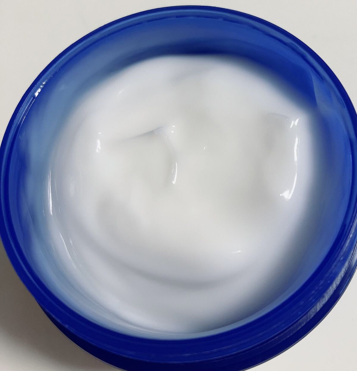 エッセンス ジェル EX/イオナ スパ＆ミネラル/オールインワン化粧品を使ったクチコミ（2枚目）