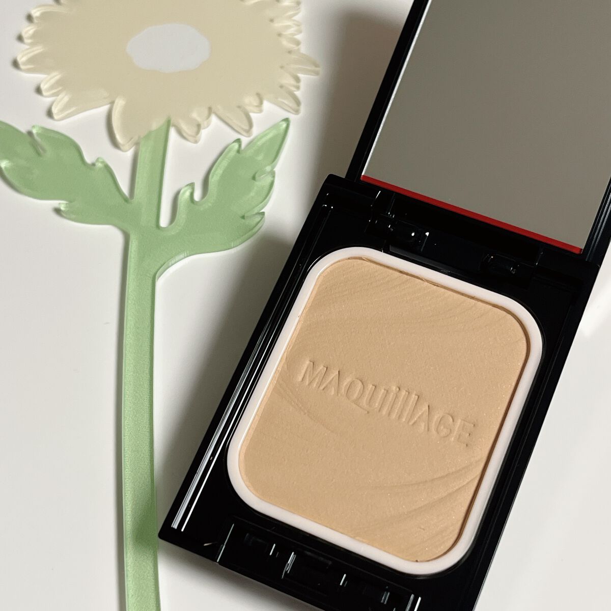 ドラマティックパウダリー EX オークル10 / マキアージュ(MAQuillage