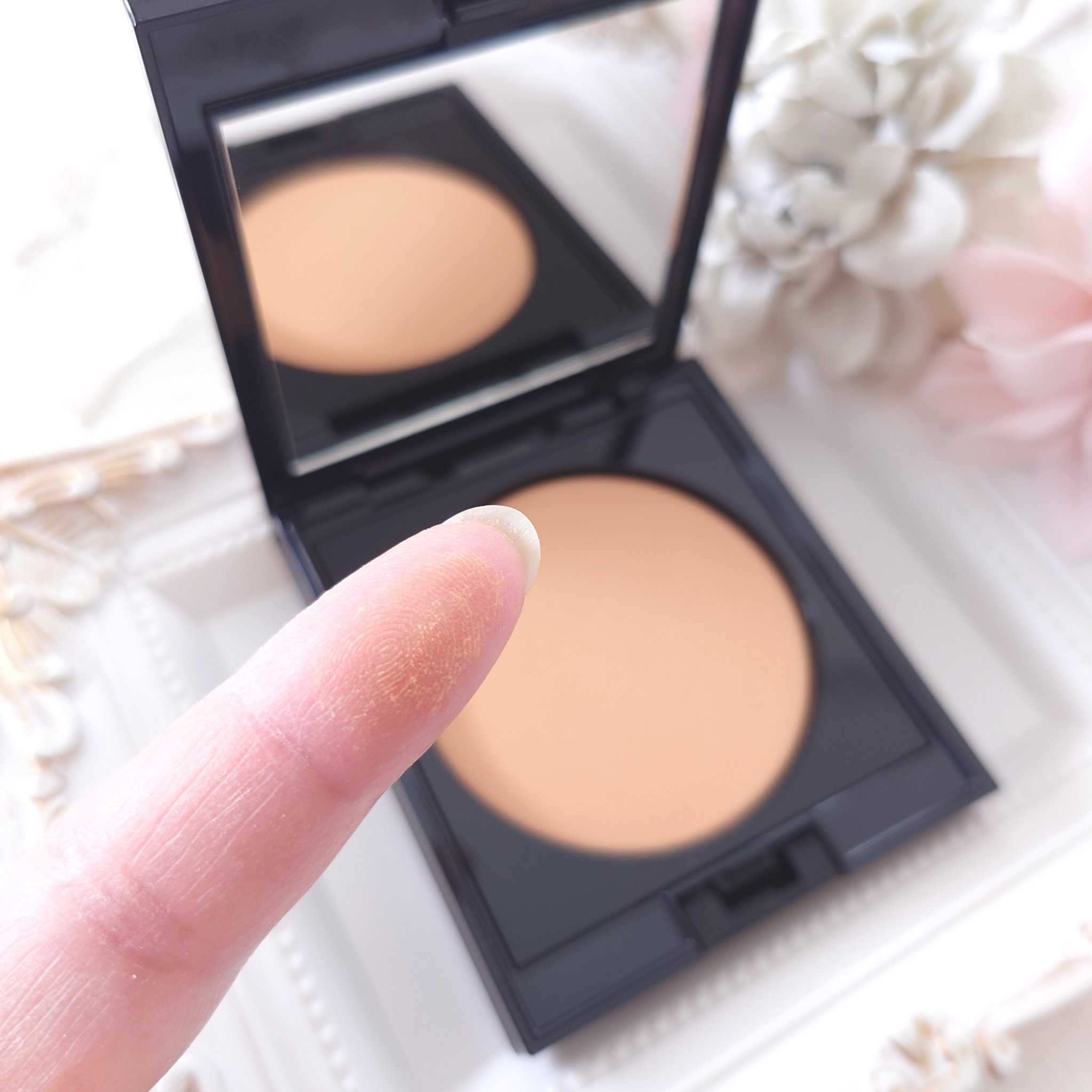 アディクション スキンリフレクト セッティングパウダー/ADDICTION/プレストパウダーを使ったクチコミ（2枚目）