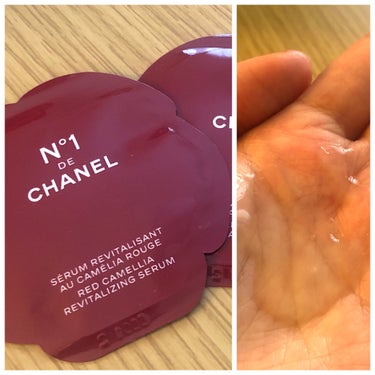 CHANEL セラム N°1 ドゥ シャネルのクチコミ「
💛CHANEL
💛セラム N°1 ドゥ シャネル

香水についていた美容液の試供品👌
化粧品.....」（2枚目）