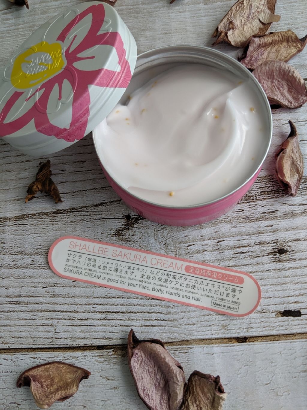 SAKURA CREAM/SHALLBE(シャルビー)/ハンドクリームを使ったクチコミ(2枚目)