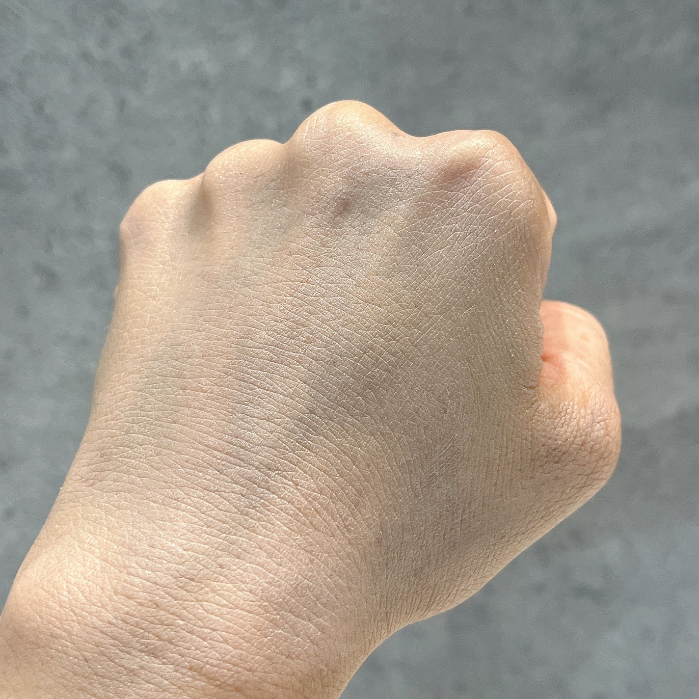 薬用クリアエステヴェールEX/Macchia Label/リキッドファンデーションを使ったクチコミ(4枚目)