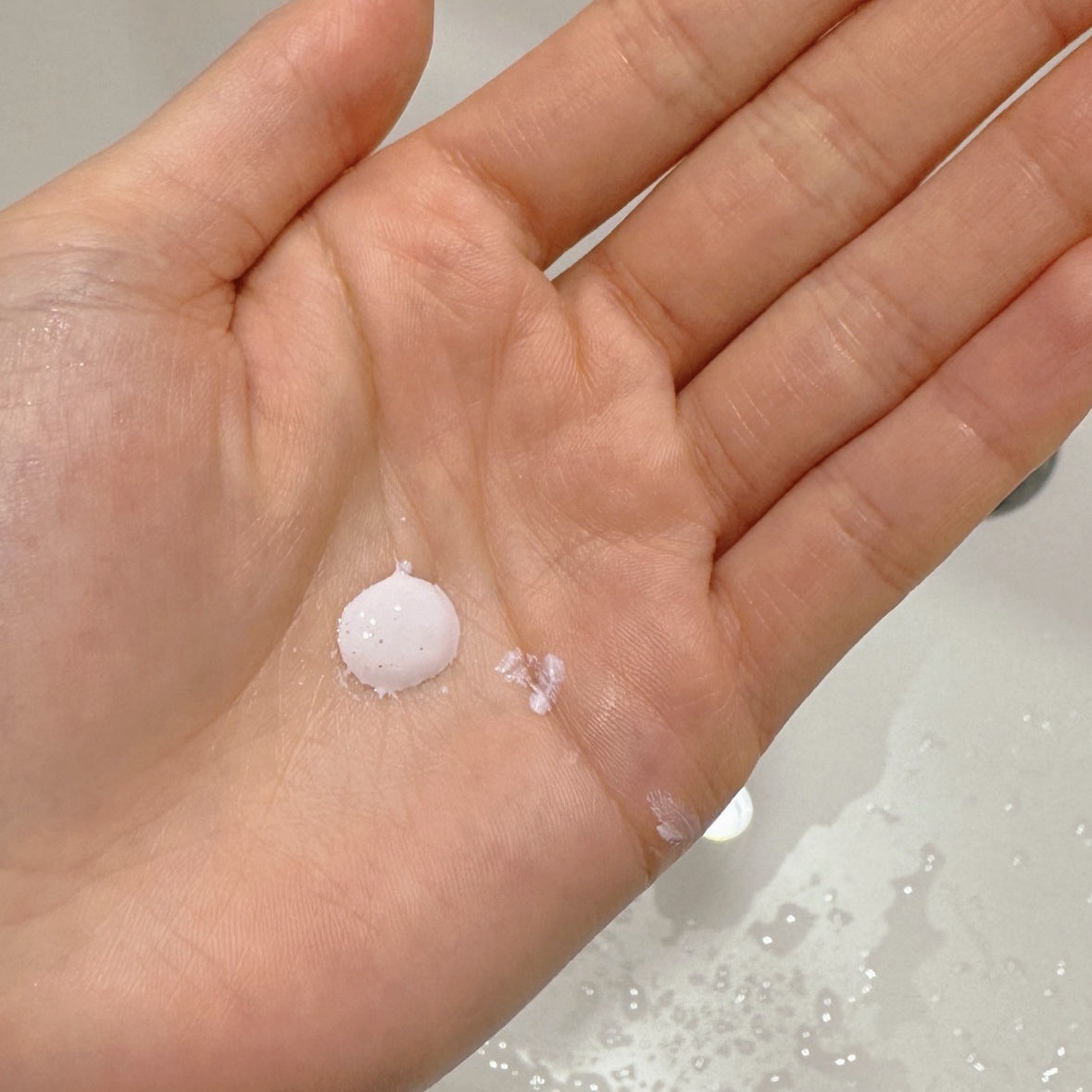 スキンプロテクトベース＜皮脂くずれ防止＞SPF50 ラベンダー/プリマヴィスタ/化粧下地を使ったクチコミ（2枚目）