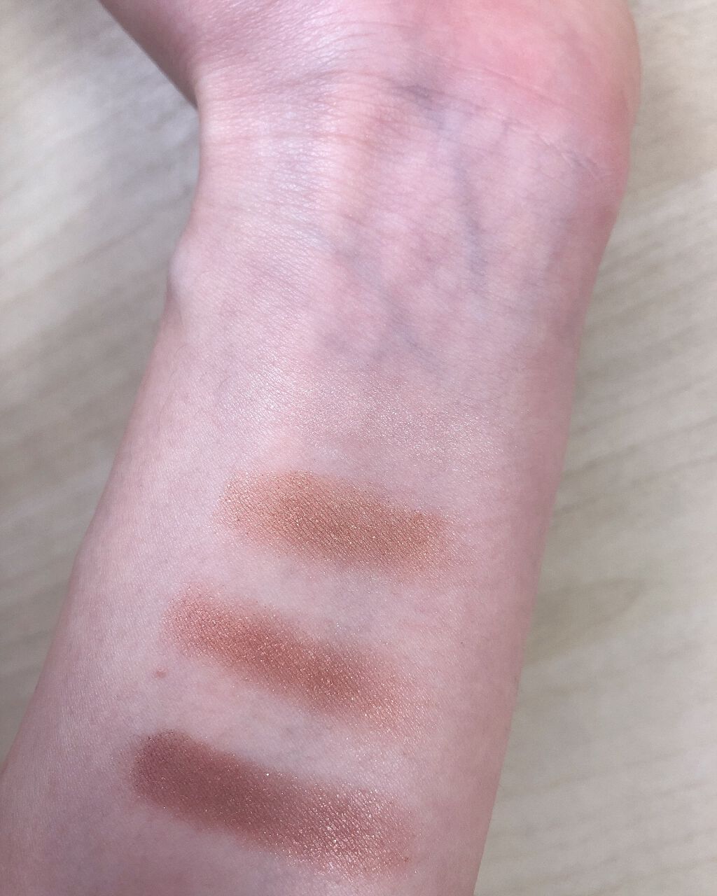 シルキースフレアイズ/キャンメイク/アイシャドウパレットを使ったクチコミ(2枚目)