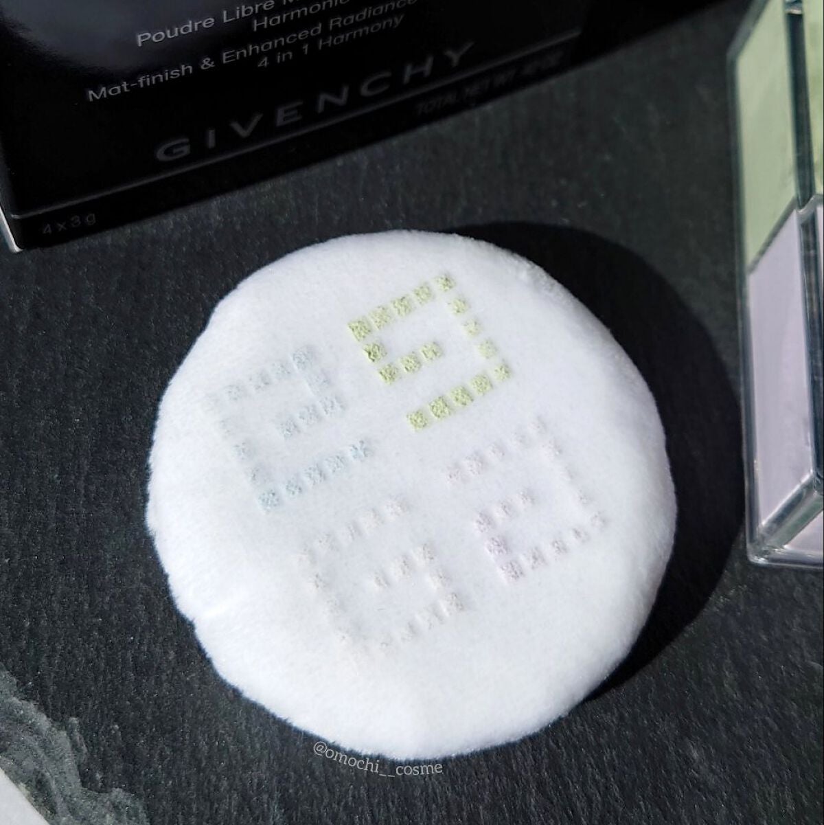 プリズム・リーブル/GIVENCHY/ルースパウダーを使ったクチコミ(4枚目)