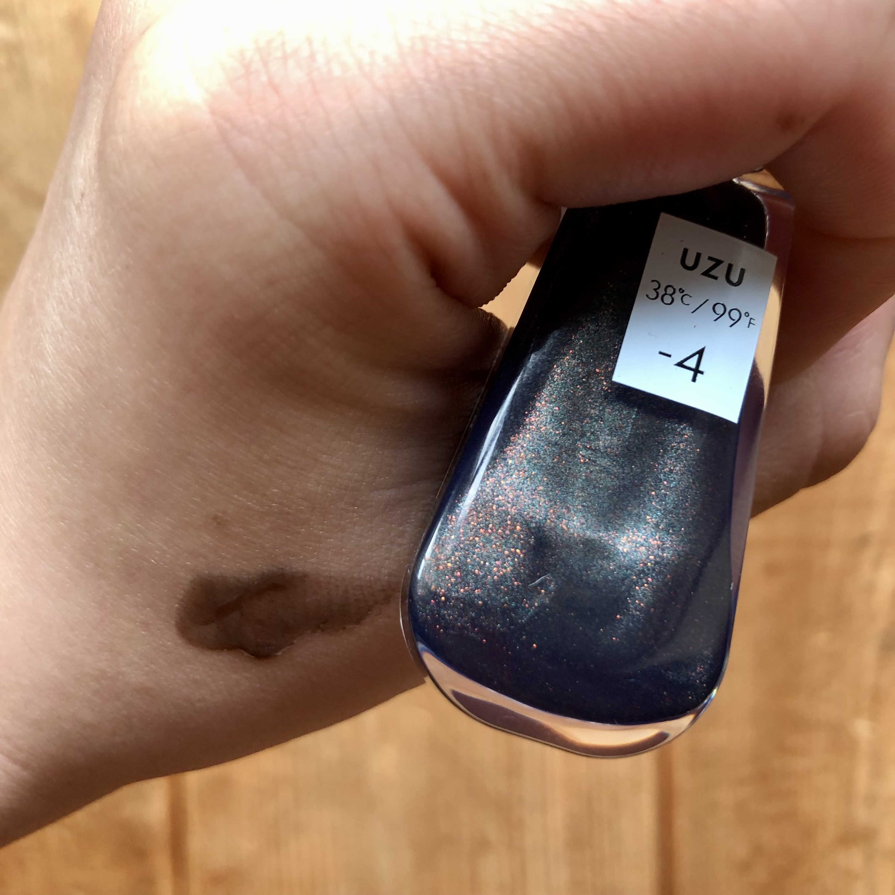 38°C / 99°F リップトリートメント (リップ美容液)/UZU BY FLOWFUSHI/リップケアを使ったクチコミ（2枚目）