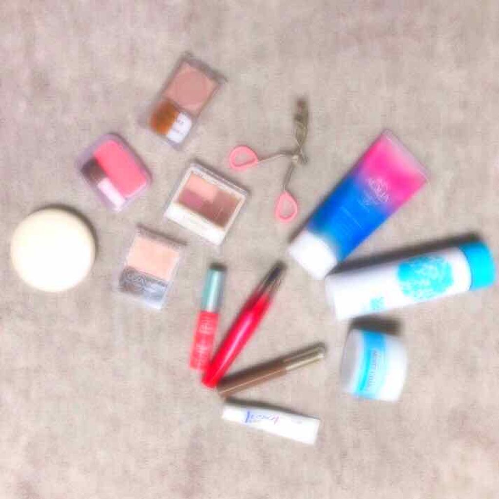 おさかな on LIPS 「こんばんは!おさかなです🐟もう制服を着る機会を30回を切ったの..」(3枚目)