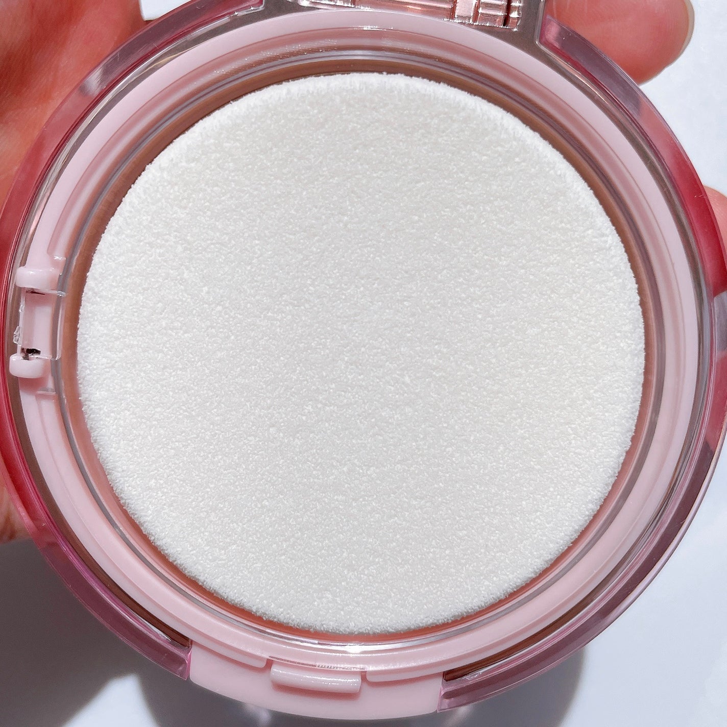 ザ・ブラーパウダーパクト/ABOUT TONE/プレストパウダーを使ったクチコミ(2枚目)