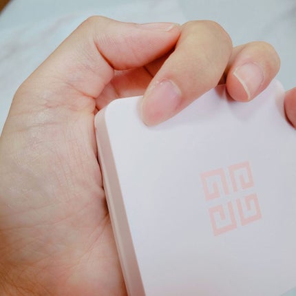 ランタンポレル ブロッサム クリーム コンパクト/GIVENCHY/化粧下地を使ったクチコミ(2枚目)