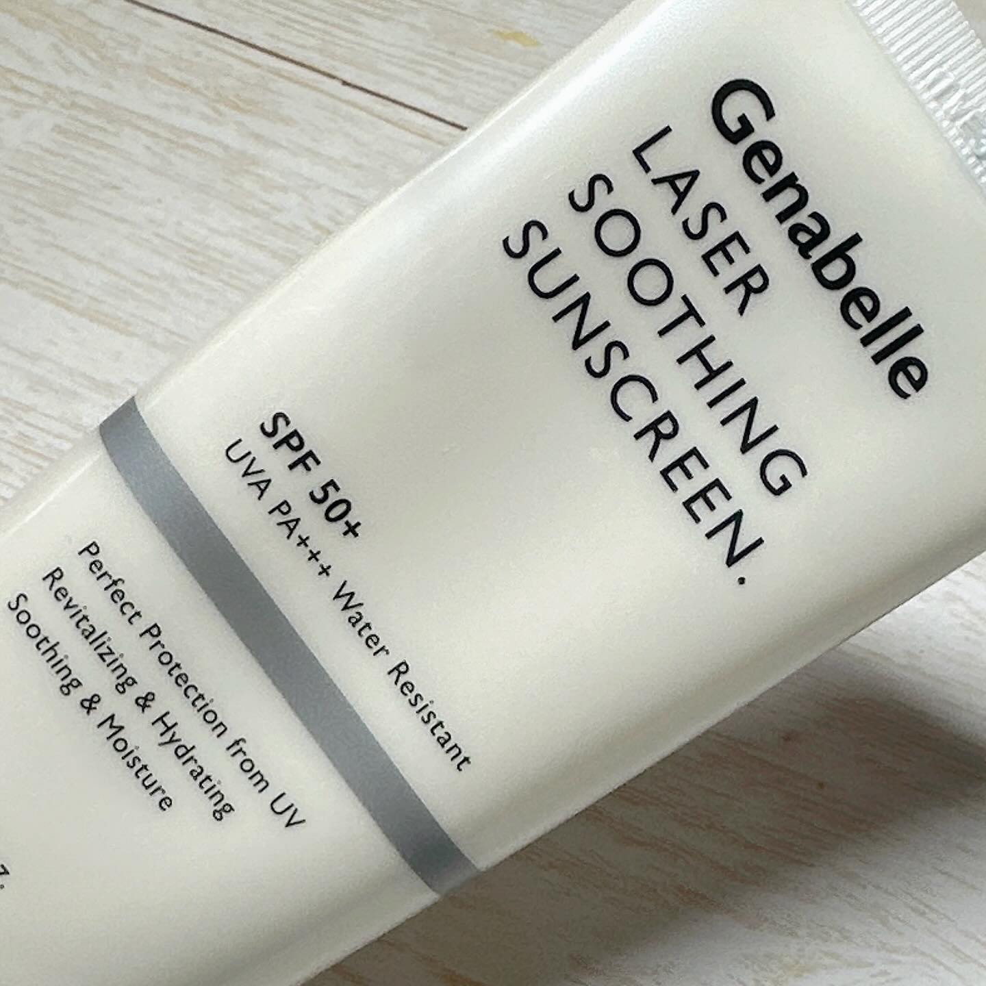 レーザースージングサンスクリーン/Genabelle/日焼け止めクリームを使ったクチコミ（3枚目）