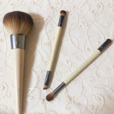 Daily Defined Eye Brush Set, 5 Piece Set & Storage Tray/EcoTools/メイクブラシを使ったクチコミ（1枚目）