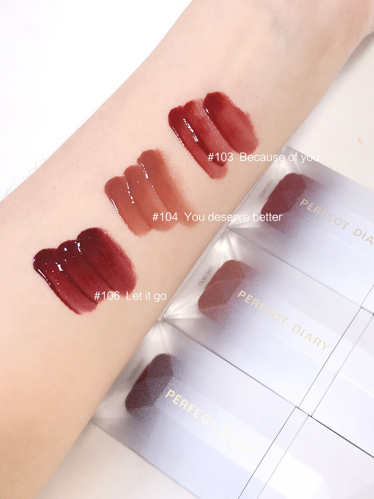 PERFECT DIARY (パーフェクトダイアリー) READ ME フローティングライト リップグロス/PERFECT DIARY/リップグロスを使ったクチコミ（1枚目）