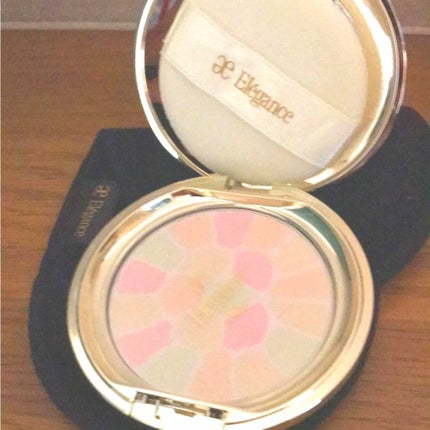 ラ プードル オートニュアンス/Elégance/プレストパウダーを使ったクチコミ(2枚目)