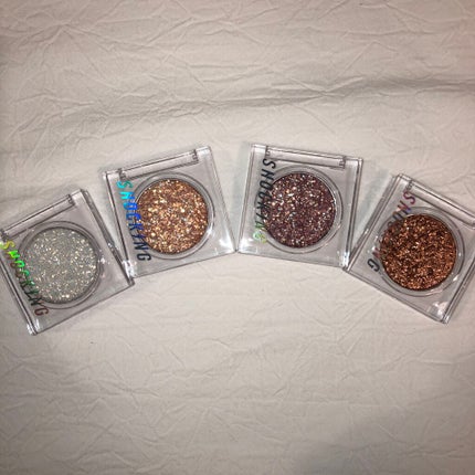 THE SHOCKING BEAM GLITTER/TONYMOLY/単色アイシャドウを使ったクチコミ(1枚目)