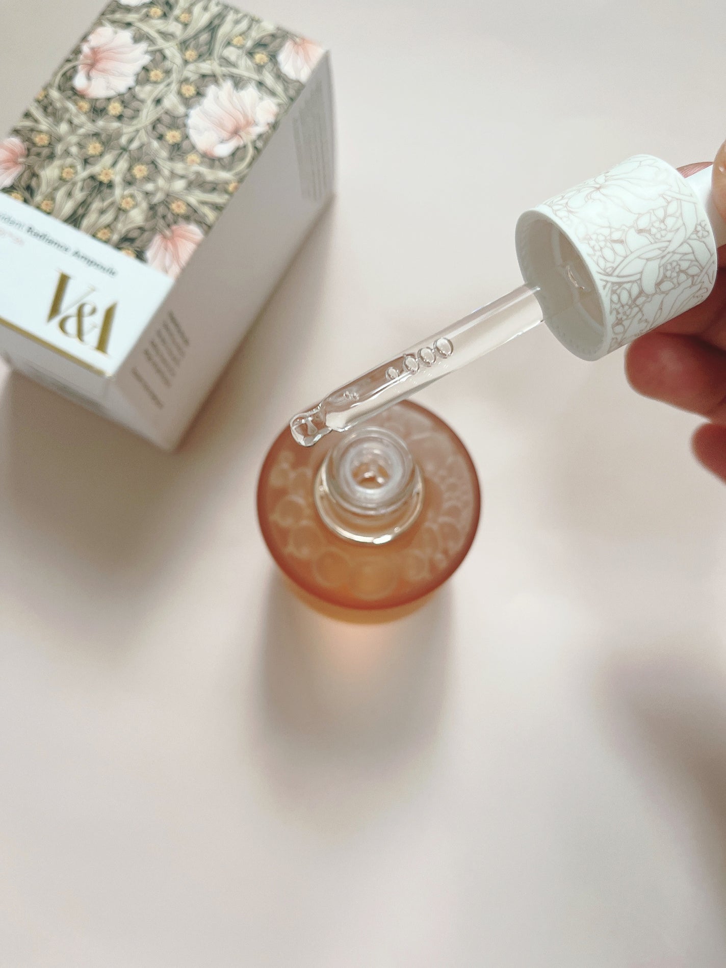 アンチオキシデントトラディアンスアンプル/V&Aビューティー/美容液を使ったクチコミ(3枚目)