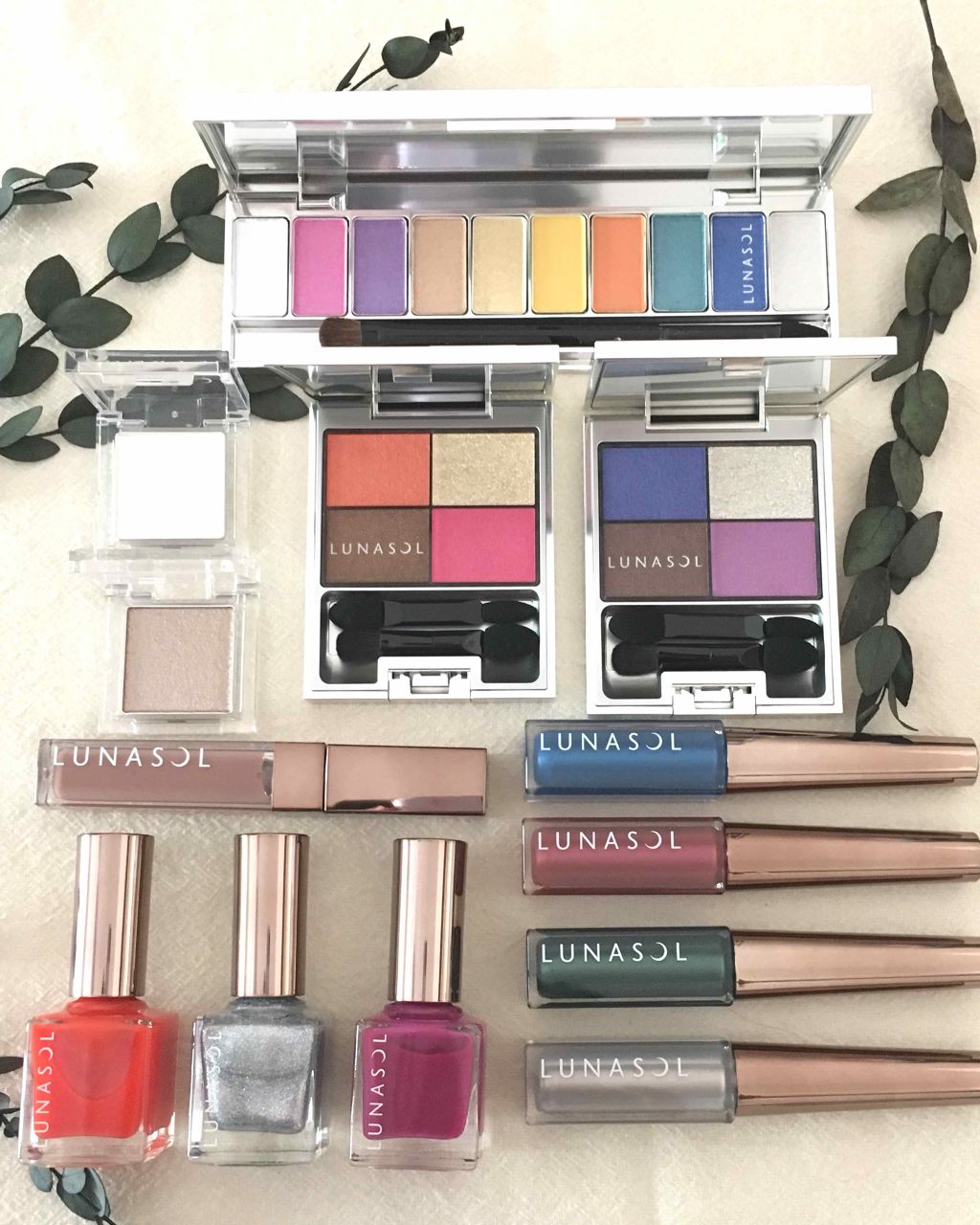 ザ ライティングカラーアイズ/LUNASOL/アイシャドウパレットを使ったクチコミ（1枚目）