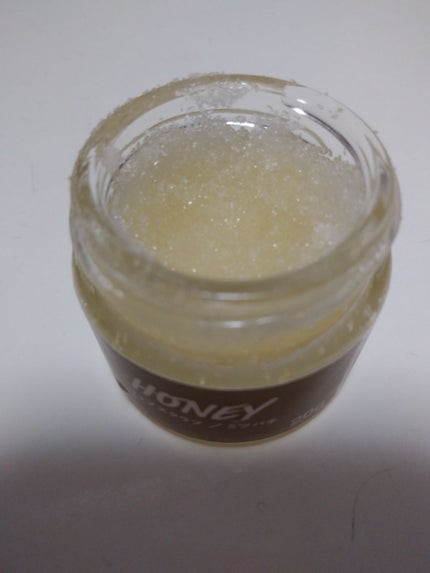 ミツバチ リップスクラブ/ラッシュ/リップスクラブを使ったクチコミ(2枚目)