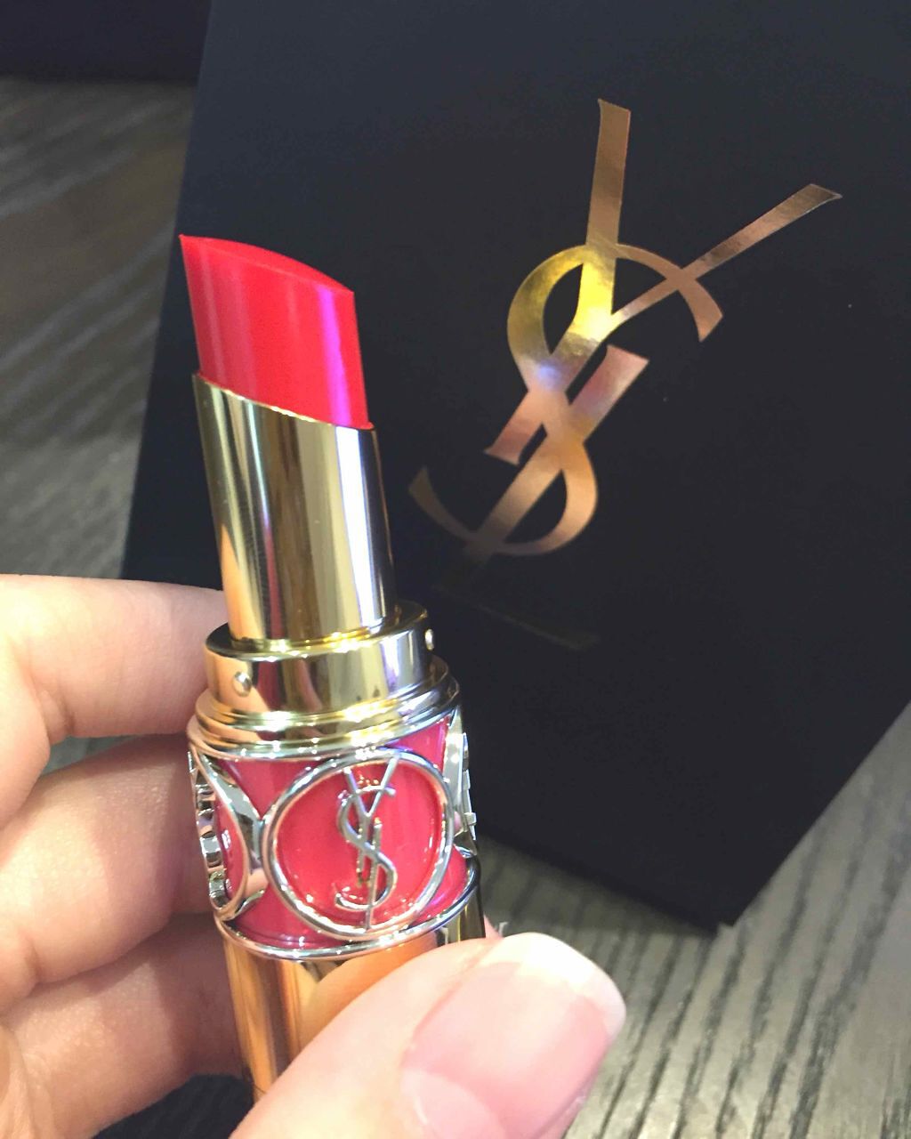 ルージュ ヴォリュプテ シャイン/YVES SAINT LAURENT BEAUTE/口紅を使ったクチコミ(1枚目)