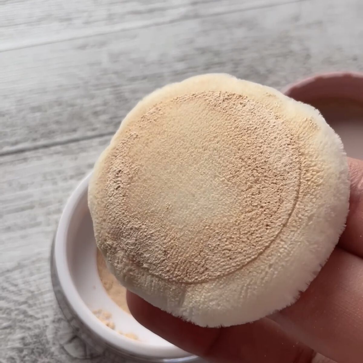 ルース パウダー 03 セミマット/DAISY DOLL by MARY QUANT/ルースパウダーを使ったクチコミ（3枚目）