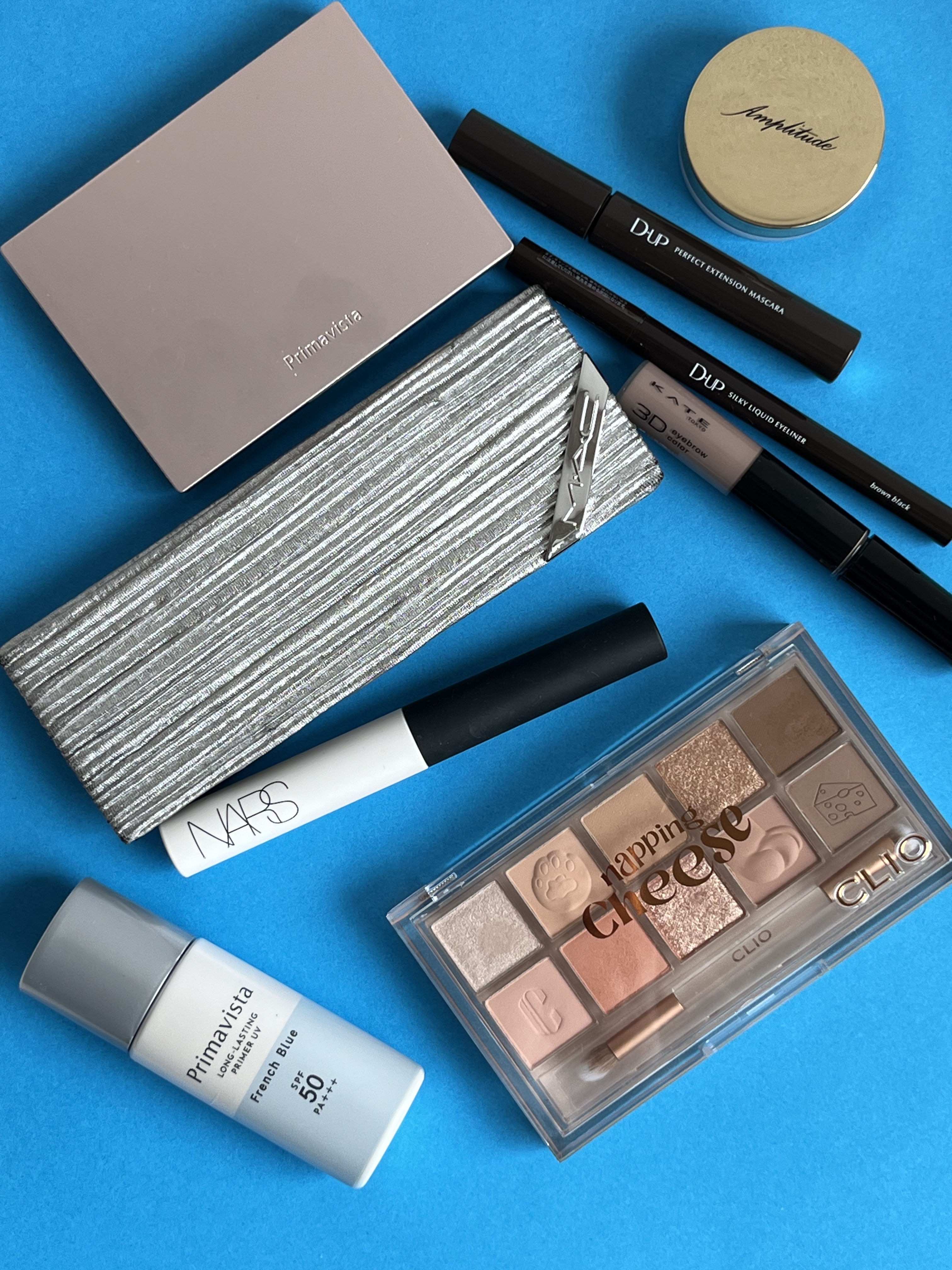 シャイニー プリティ シングス フェイス コンパクト【ホリデーコレクション 2018】 フェア/M・A・C/パウダーチークを使ったクチコミ（3枚目）