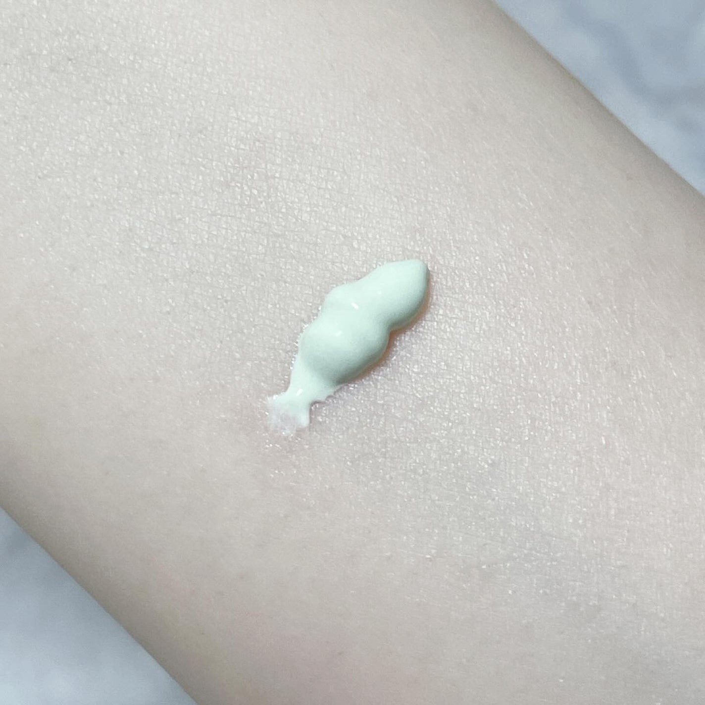 乾燥さん 保湿力スキンケア下地 シカグリーン/乾燥さん/化粧下地を使ったクチコミ(2枚目)