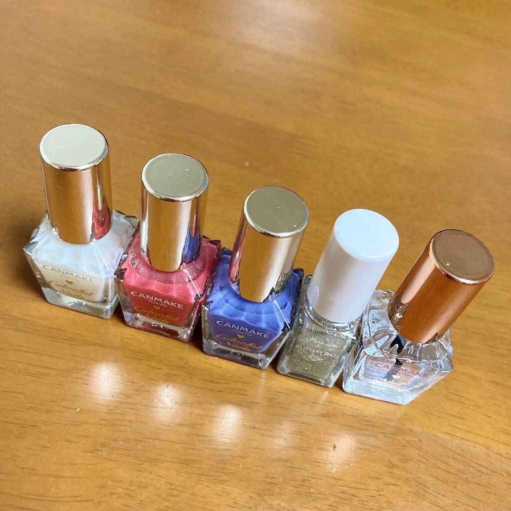 カラフルネイルズ/キャンメイク/マニキュアを使ったクチコミ(1枚目)