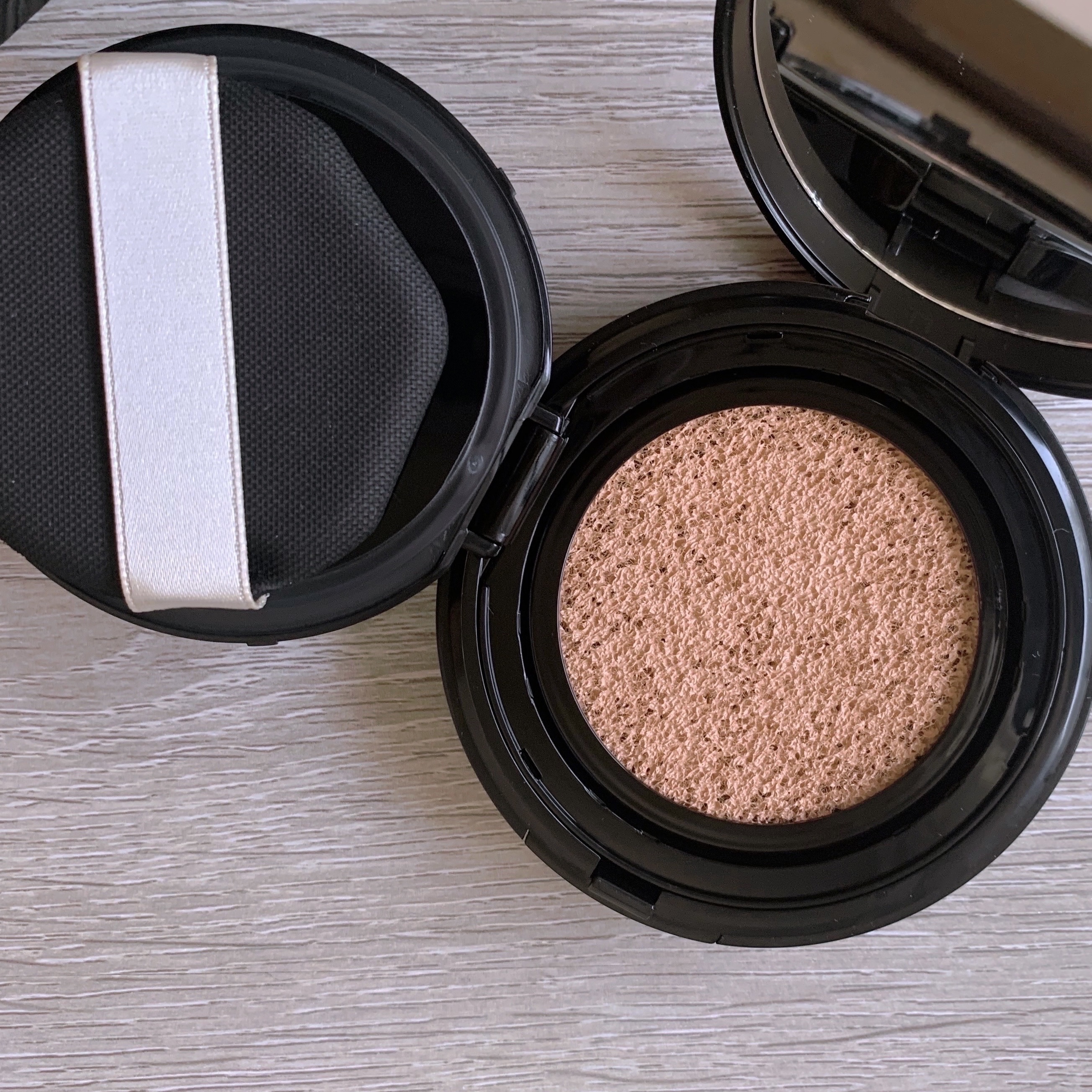 ドラマティックエッセンスクッション グロウ 02 オークル/マキアージュ/クッションファンデーションを使ったクチコミ（3枚目）