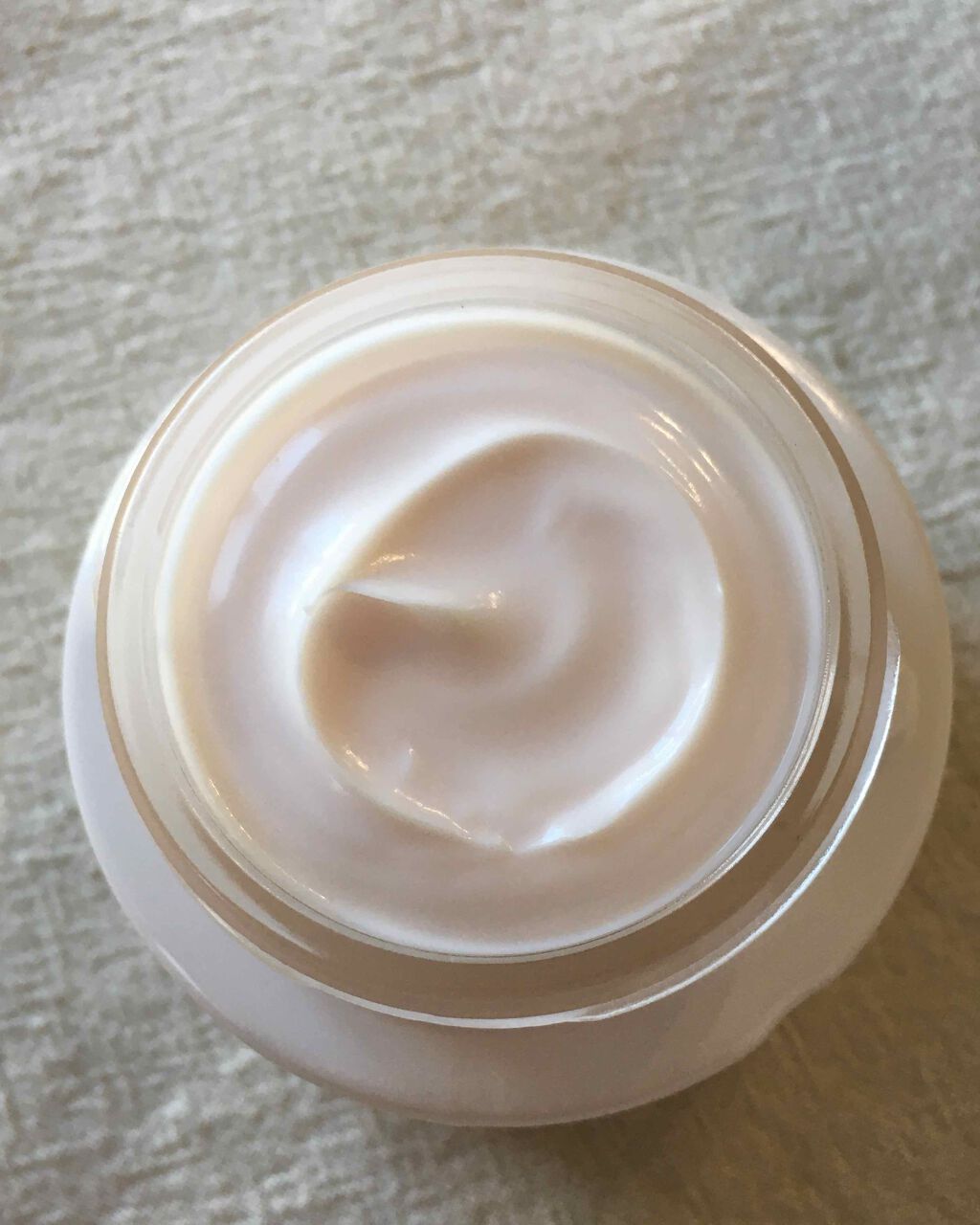 カネボウ フレッシュ デイ クリーム/KANEBO/化粧下地を使ったクチコミ（3枚目）