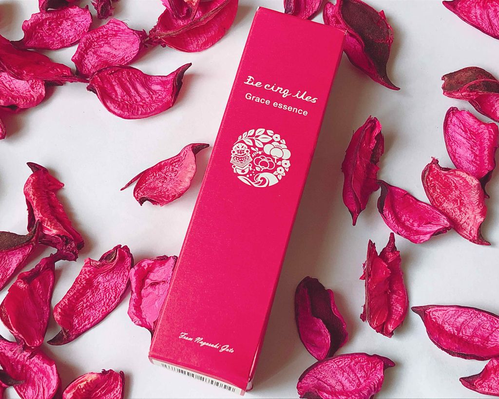 ドゥ サンクィル グレイスエッセンス / De cinq iles