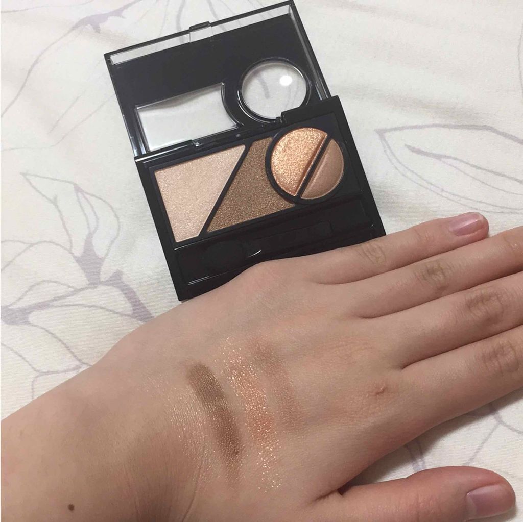 スモーキーラウンドアイズ/KATE/アイシャドウパレットを使ったクチコミ(2枚目)