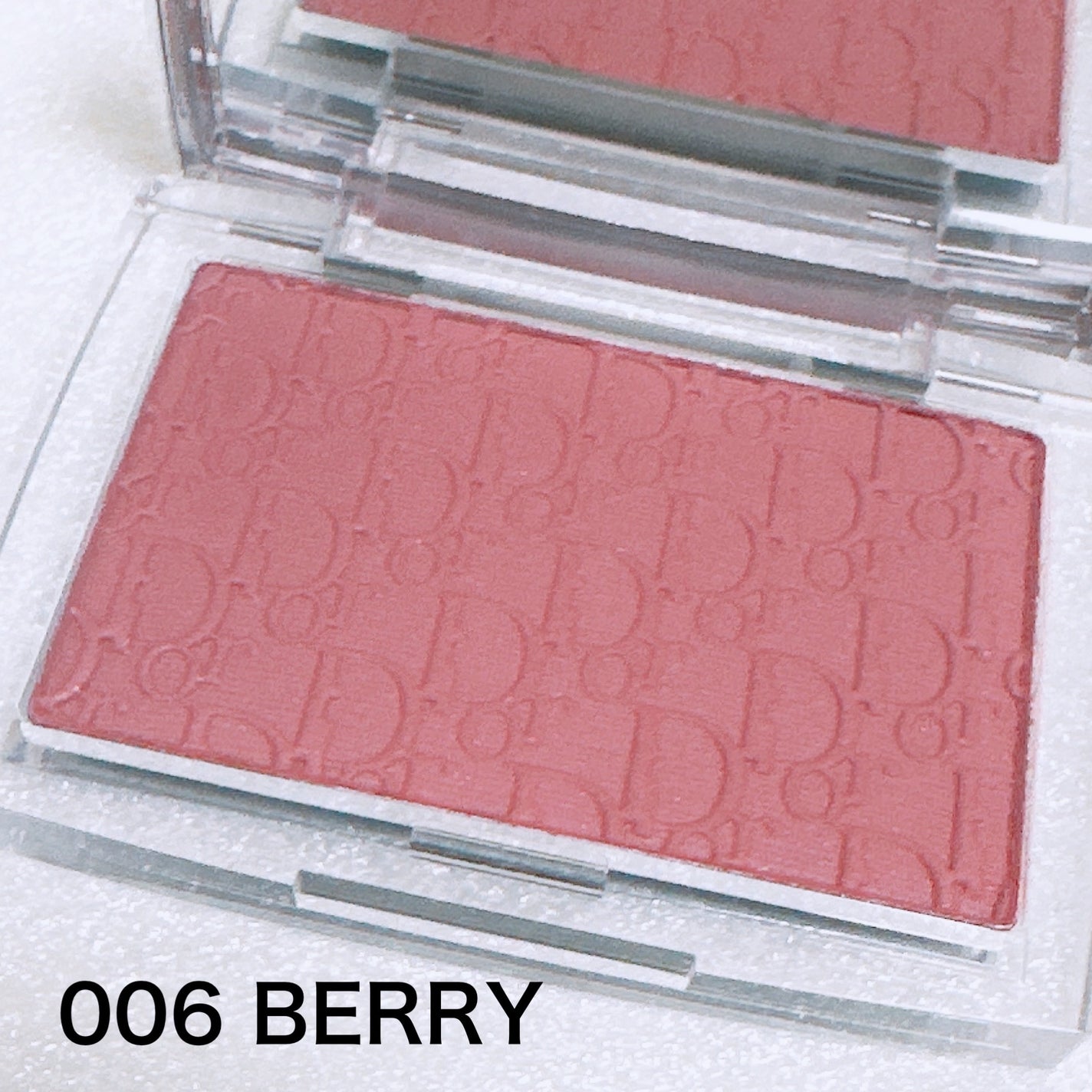 【旧】ディオール バックステージ ロージー グロウ/Dior/パウダーチークを使ったクチコミ(2枚目)