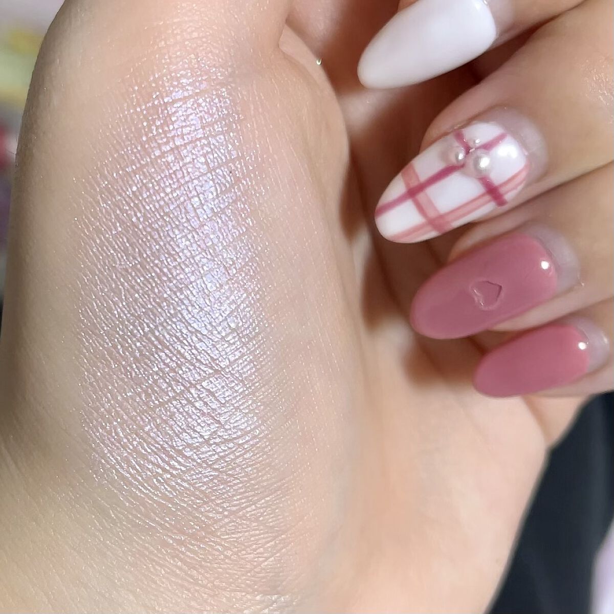 パールグロウニュアンサー/CEZANNE/パウダーハイライトを使ったクチコミ（3枚目）