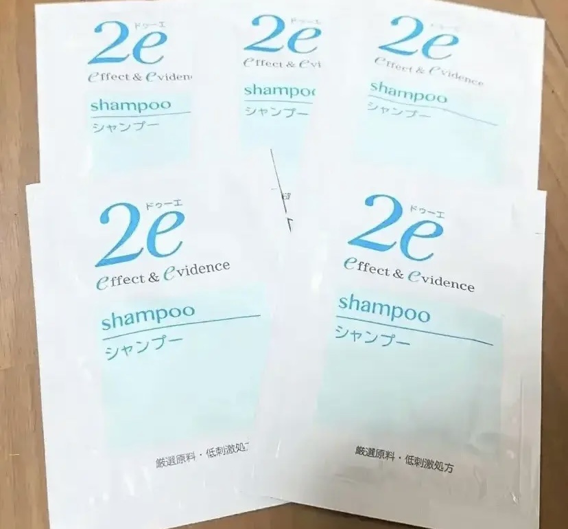 アイスのクチコミ「2e  ドゥーエ  シャンプー

頭皮の潤いを守りながら汚れだけを落としてくれるシャンプーだそ.....」（1枚目）