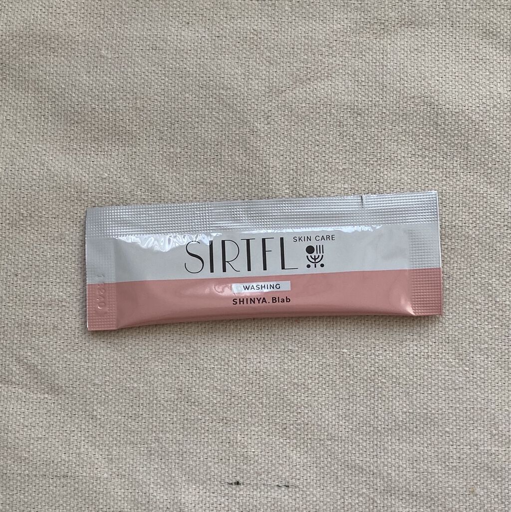 SIRTFL ブライト酵素洗顔パウダー ( 0.8g*30包入*6箱セット )/ SIRTFL(サートフル) SIRTFL(サートフル) ブライト酵素洗顔パウダーの悪い口コミ・評判は